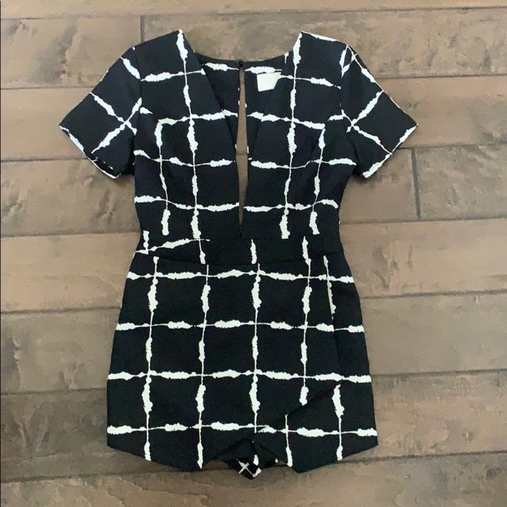 JOA low-cut romper